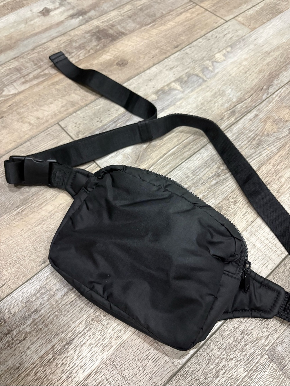 BAGGU belt bag